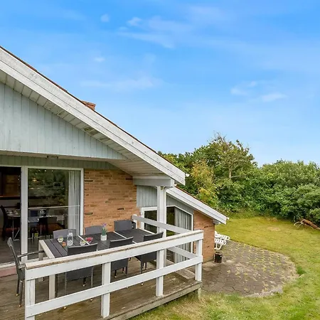 Dorithea - 1-3km From The Sea By Interhome *