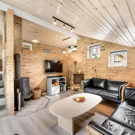 Dorithea - 1-3km From The Sea By Interhome