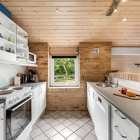 Vakantiehuis Dorithea - 1-3km From The Sea By Interhome *