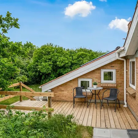 Dorithea - 1-3km From The Sea By Interhome