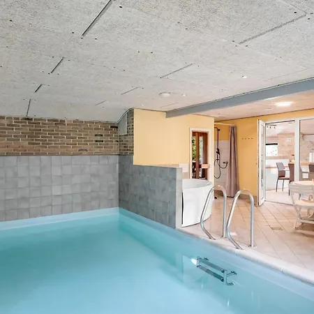 Semesterbostad Dorithea - 1-3km From The Sea By Interhome