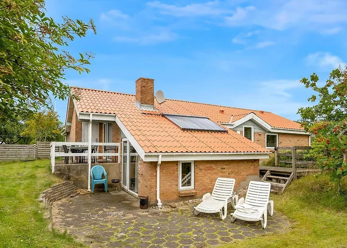 Dorithea - 1-3km From The Sea By Interhome